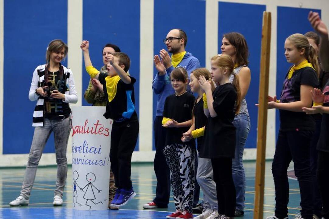 Šeimų šventėje – estefetės kartu su tėčiu ir mama