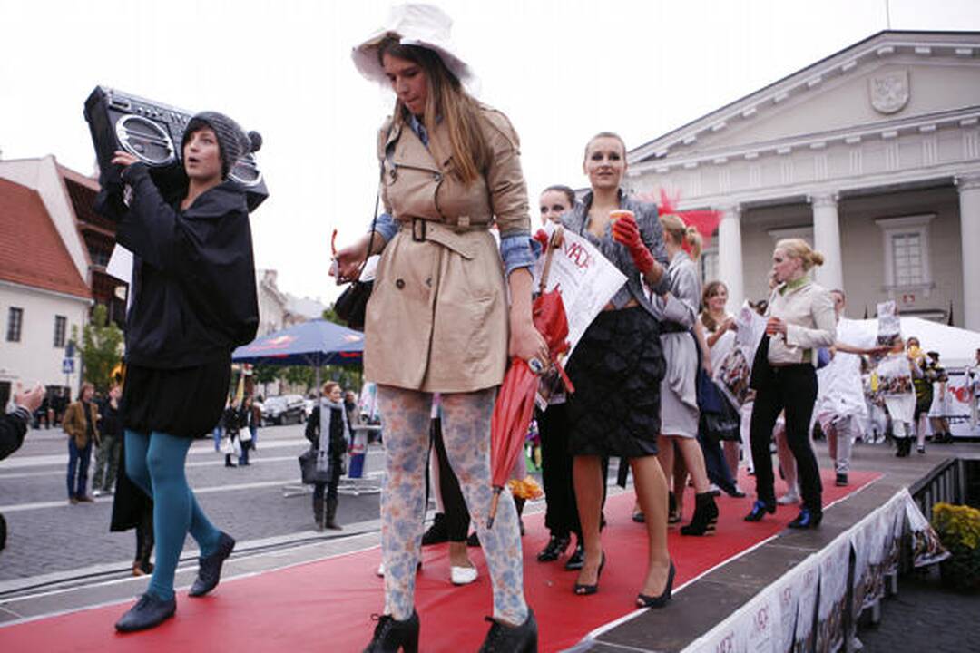 Vilniuje pajudėjo "Mados nakties" karavanas