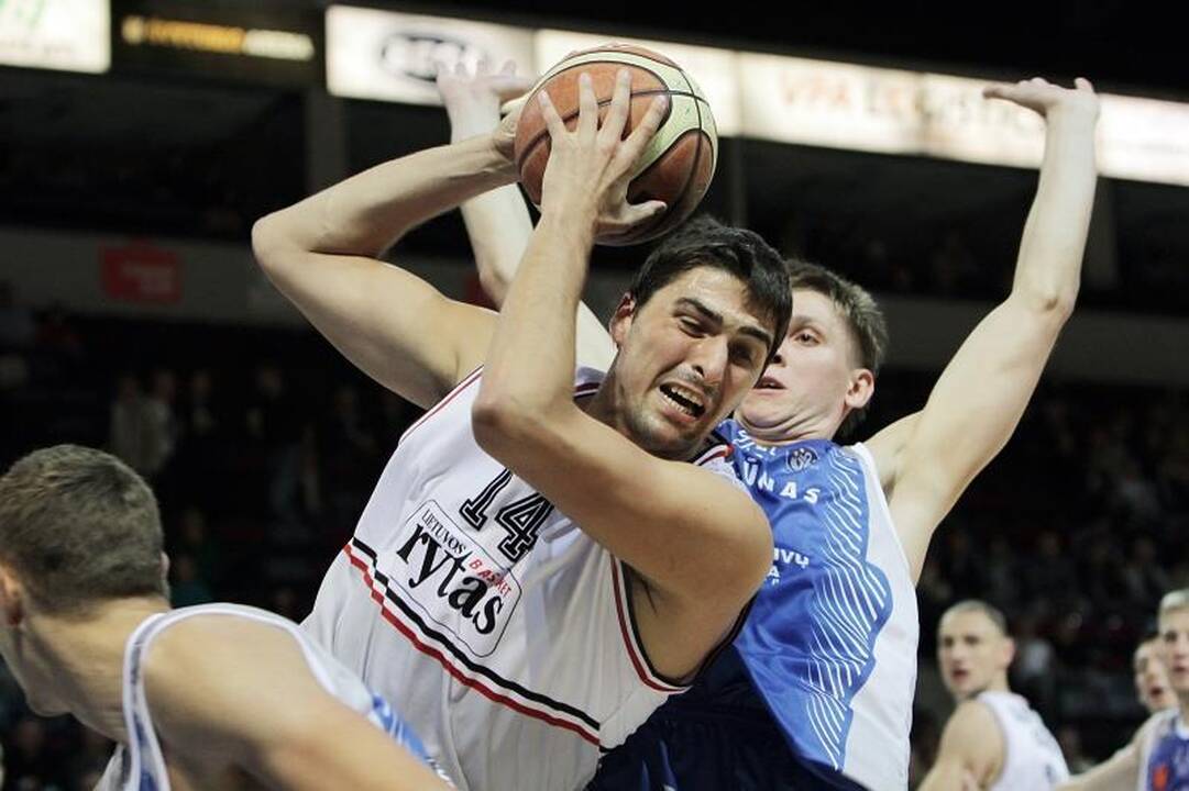 V.Garasto taurė: „Neptūnas“ ir „Budivelnyk“ buvo bejėgiai