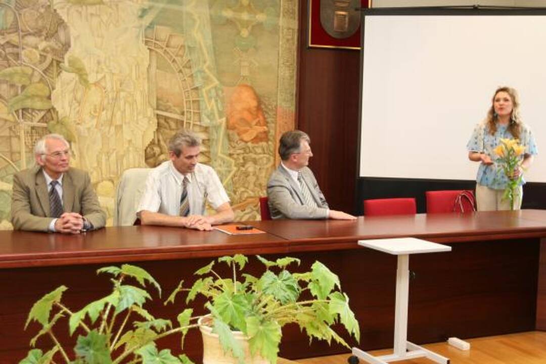 Pagerbti iškiliausi Klaipėdos universiteto studentai humanitarai