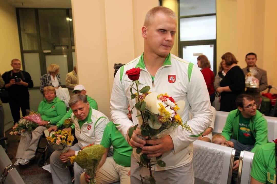 Į Lietuvą sugrįžo   šalies parolimpinė rinktinė