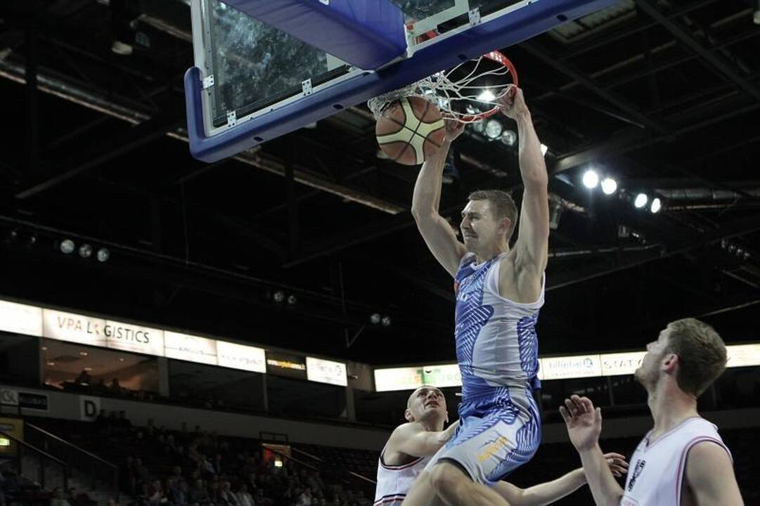 V.Garasto taurė: „Neptūnas“ ir „Budivelnyk“ buvo bejėgiai