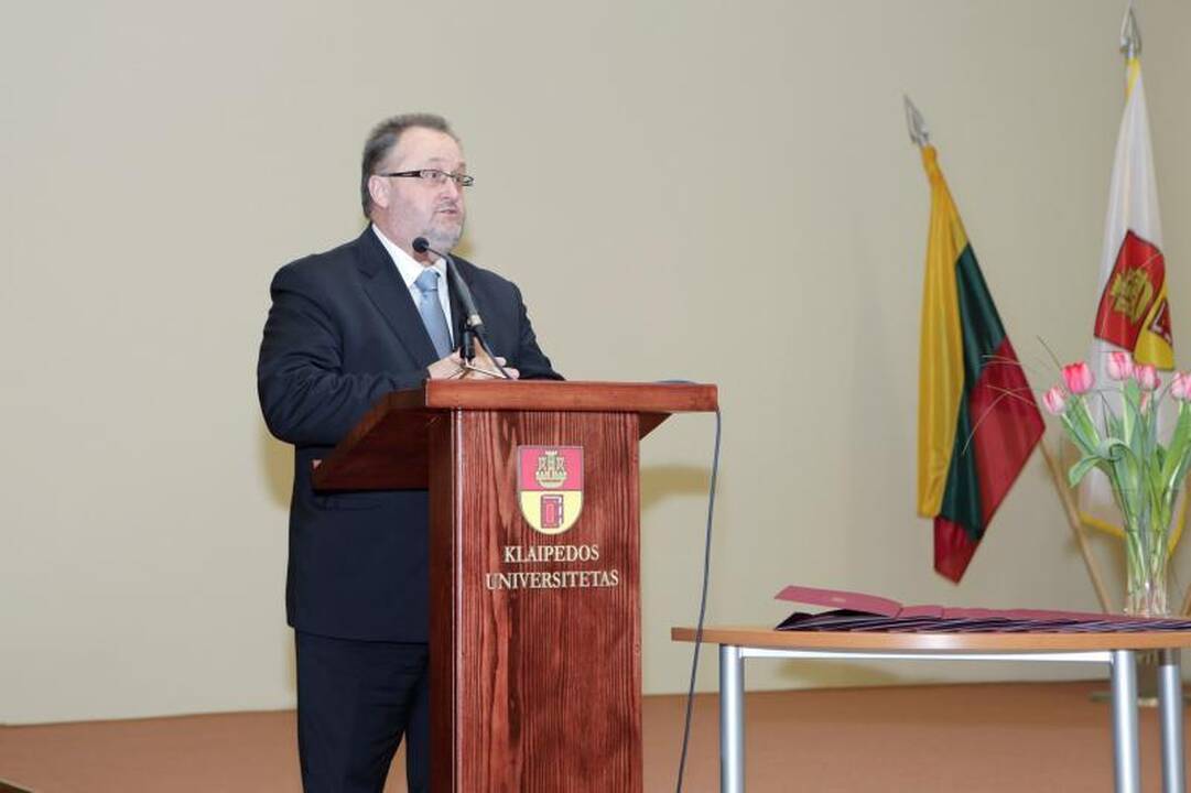 Vasario 16-osios minėjime KU - dėmesys signatarui S. Narutavičiui
