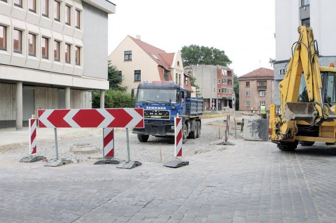 Klaipėdos gatvėse intensyviai verda remonto darbai