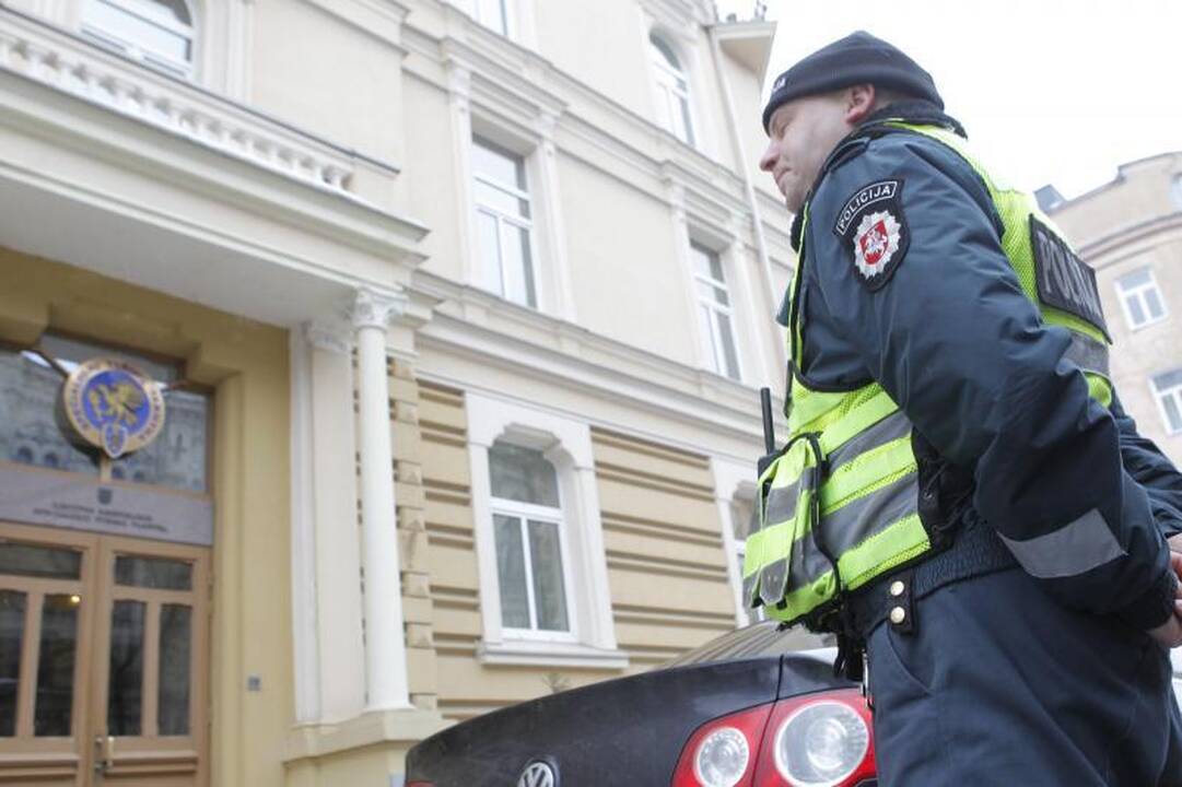 Sužaloto STT apsaugos darbuotojo būklė labai sunki