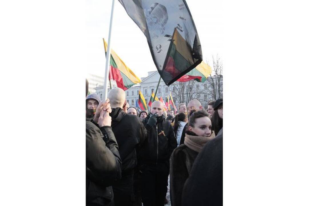 Uždraustoje eisenoje Vilniuje - tūkstančiai nacionalistų