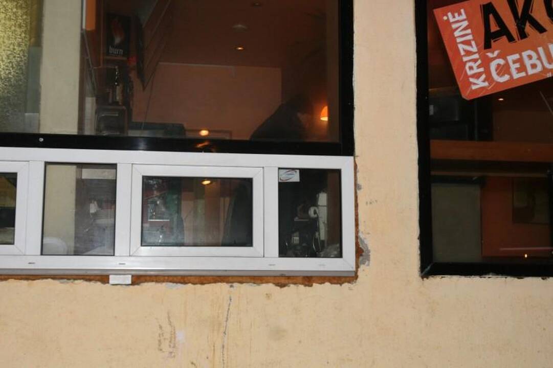 Vilniaus čeburekinę apiplėšę jaunuoliai pagrobė 20 litų