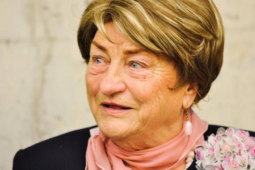 Krepšinio veteranai pagerbė legendinį trenerį