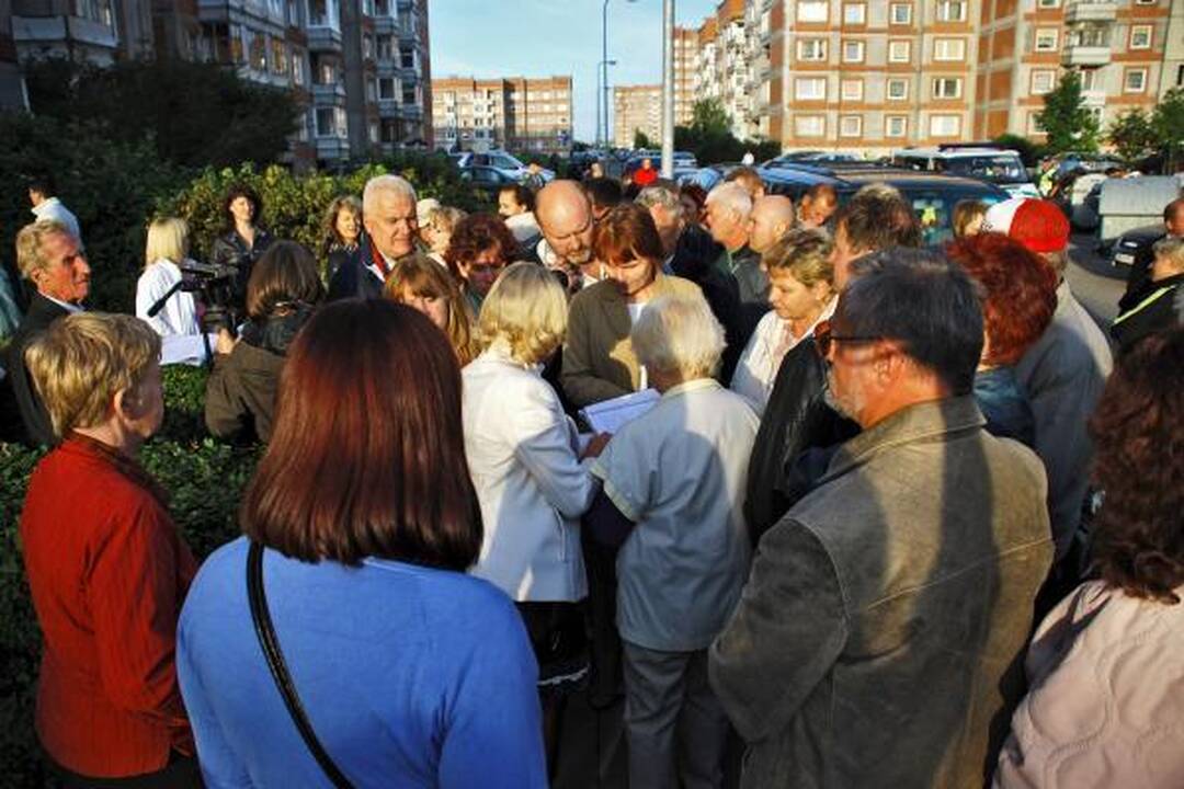 Bendrijos „Bandužiai“ nariai mitingavo dėl pirmininko pašalinimo