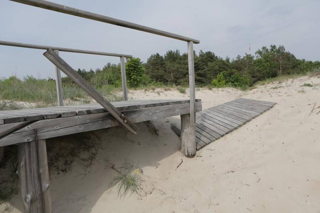 Paruošti paplūdimius vasarai pritrūko laiko