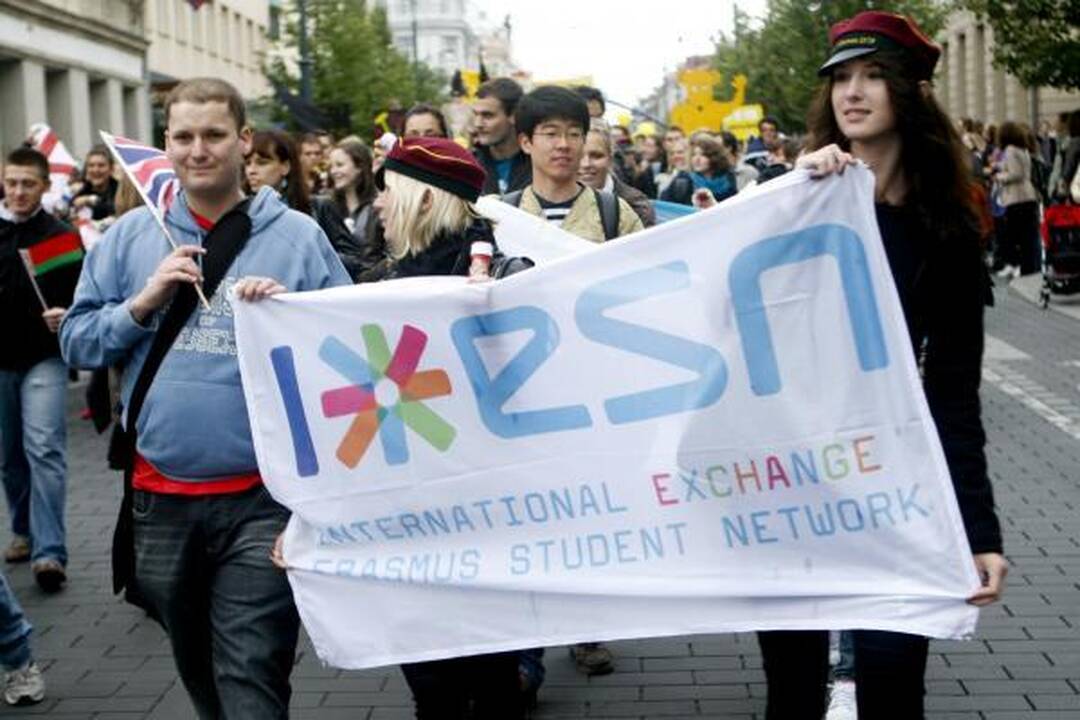 Gedimino prospektą Vilniuje užtvindė studentų eitynės