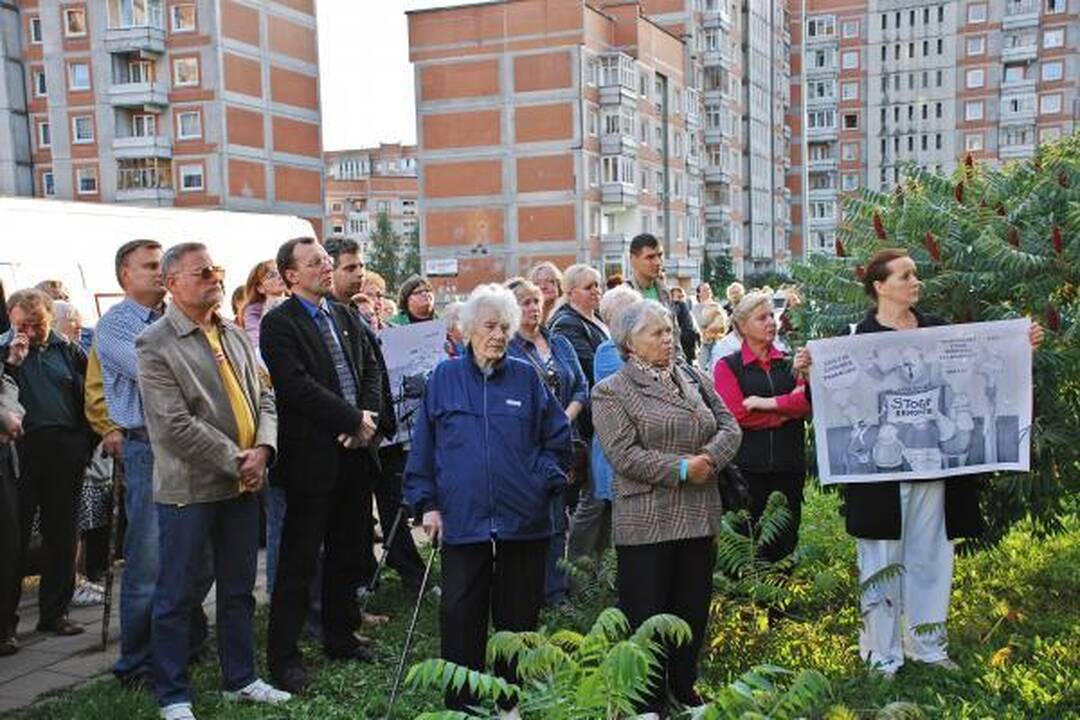 Bendrijos „Bandužiai“ nariai mitingavo dėl pirmininko pašalinimo