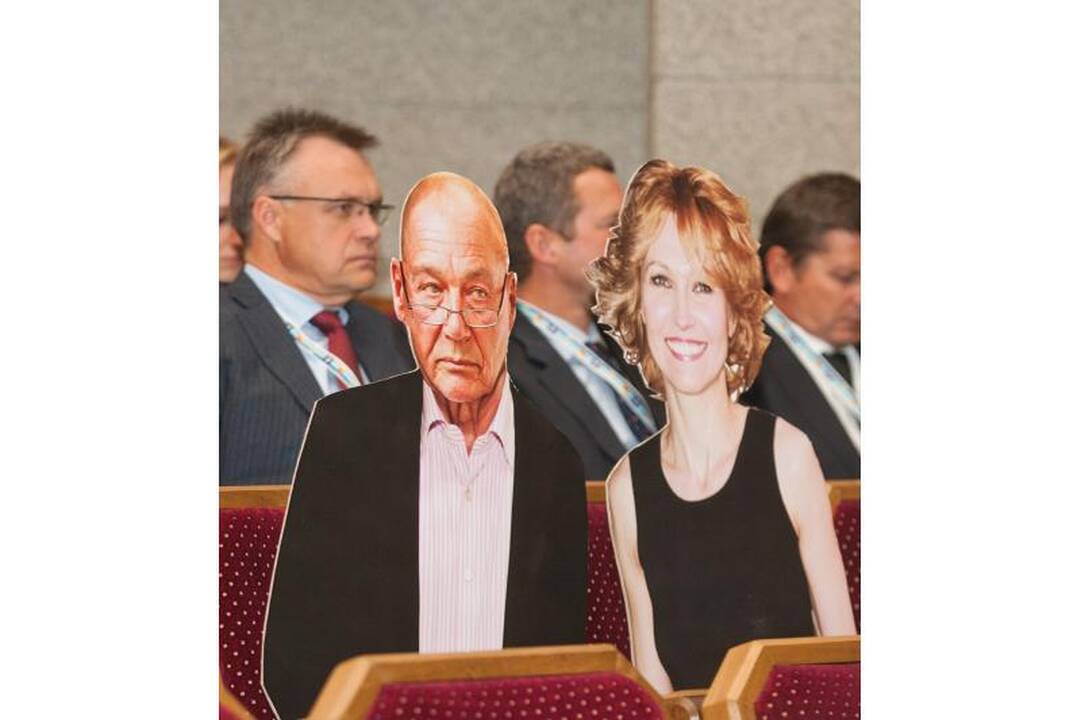 Kauno ponia spindėjo Vilniaus elito vakarėlyje