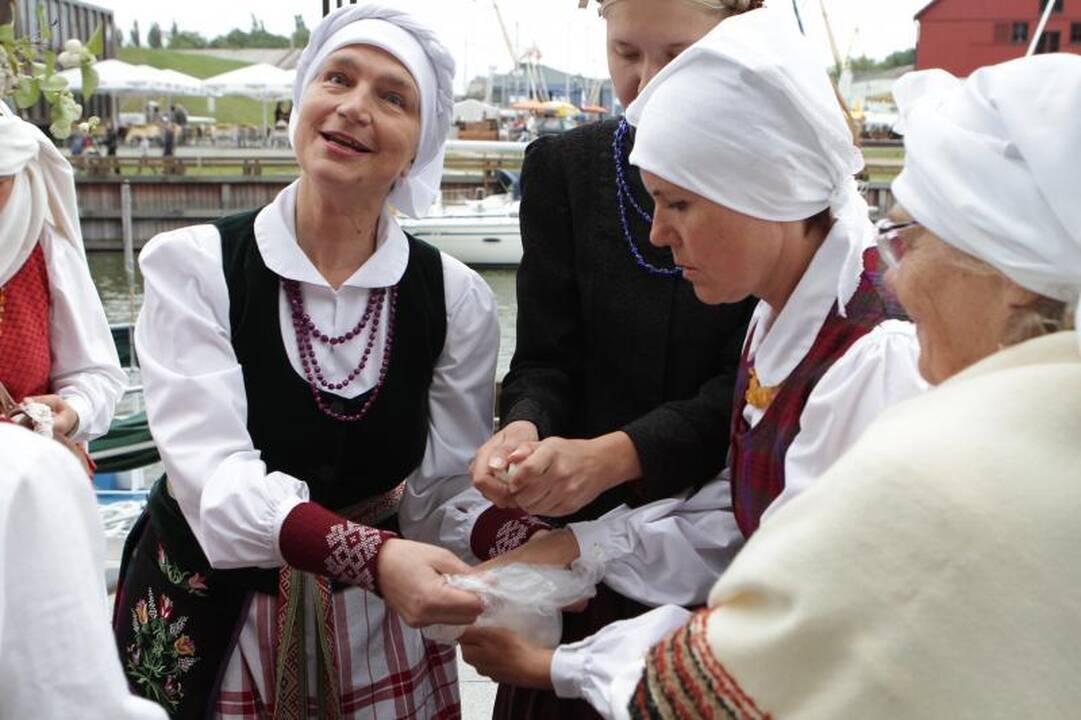 Jūrų muziejus dorei suteikė vardą ir palydėjo į plaukiojimą