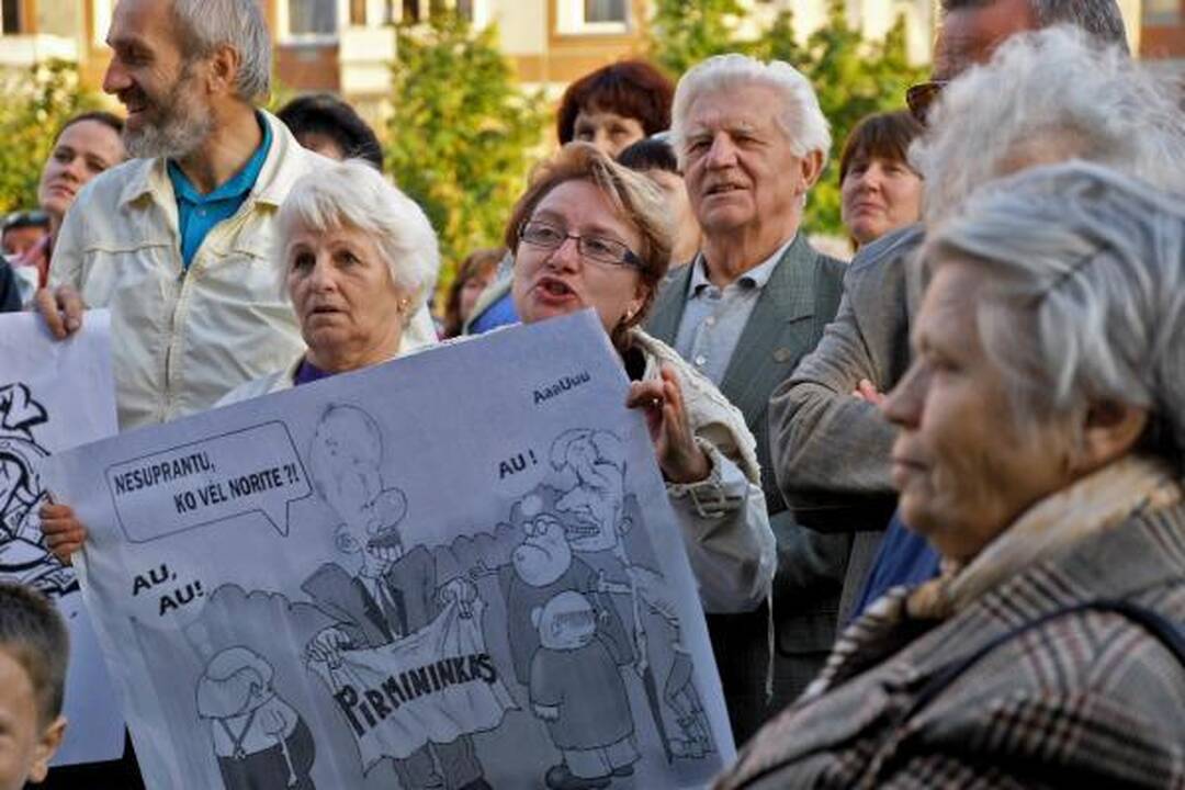 Bendrijos „Bandužiai“ nariai mitingavo dėl pirmininko pašalinimo