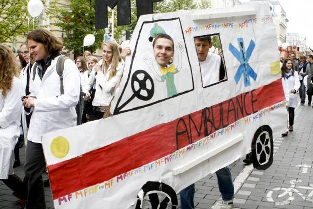 Gedimino prospektą Vilniuje užtvindė studentų eitynės