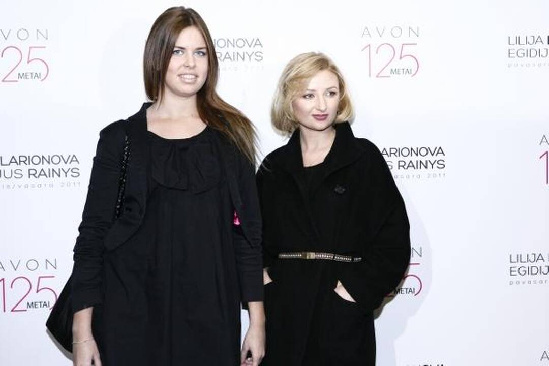 Naujausias kolekcijas pristatė L.Larionova ir E.Rainys