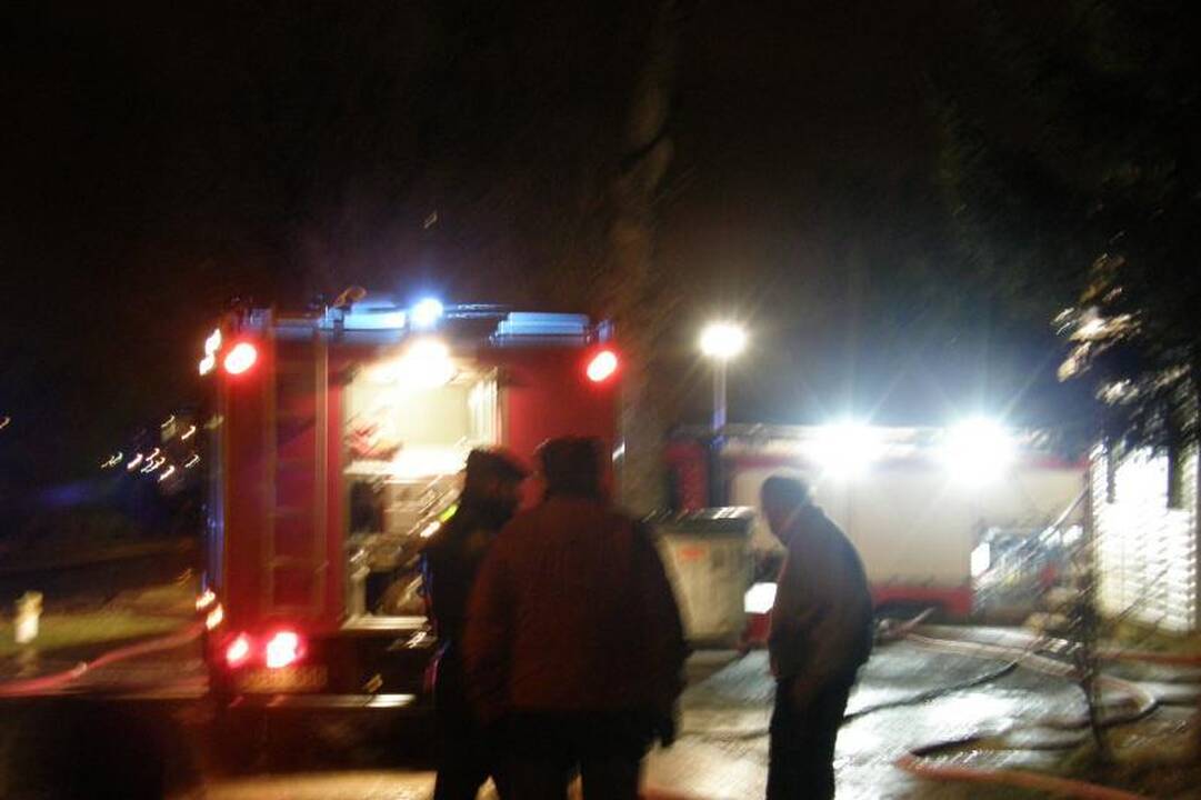 Klaipėdos pakraštyje liepsnojo gyvenamasis namas 