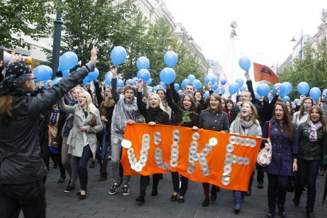 Gedimino prospektą Vilniuje užtvindė studentų eitynės
