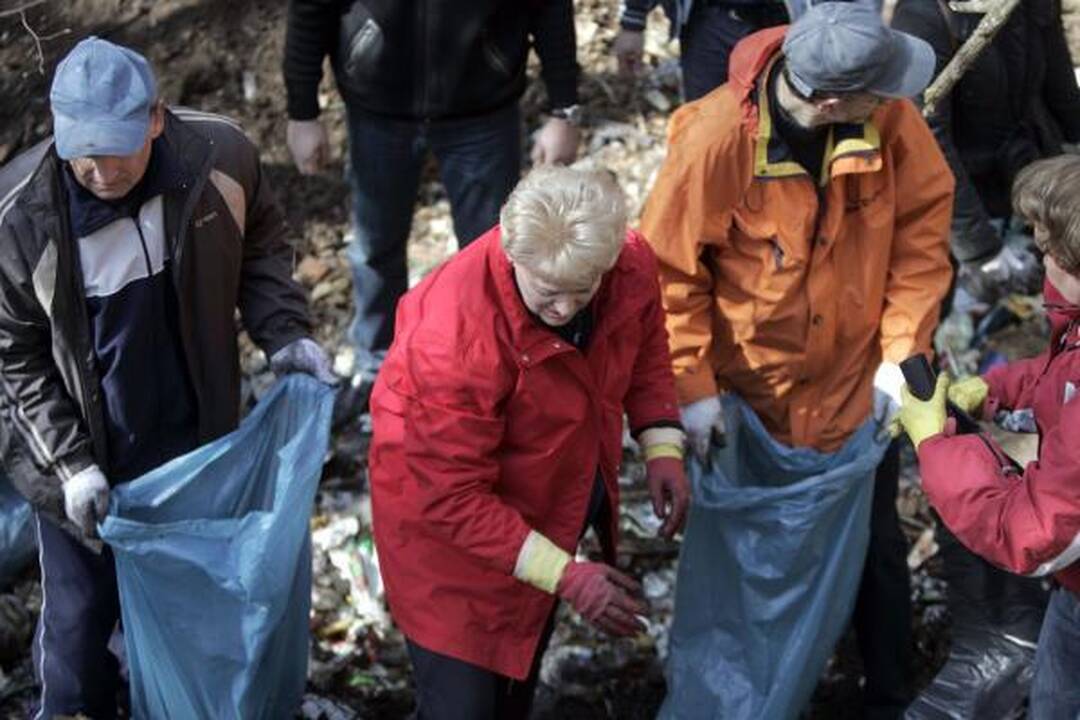 Lietuvos šiukšlynus kuopė ir D.Grybauskaitė