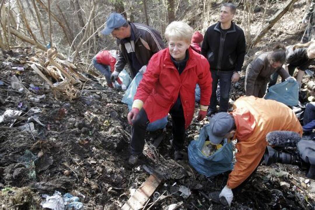 Lietuvos šiukšlynus kuopė ir D.Grybauskaitė