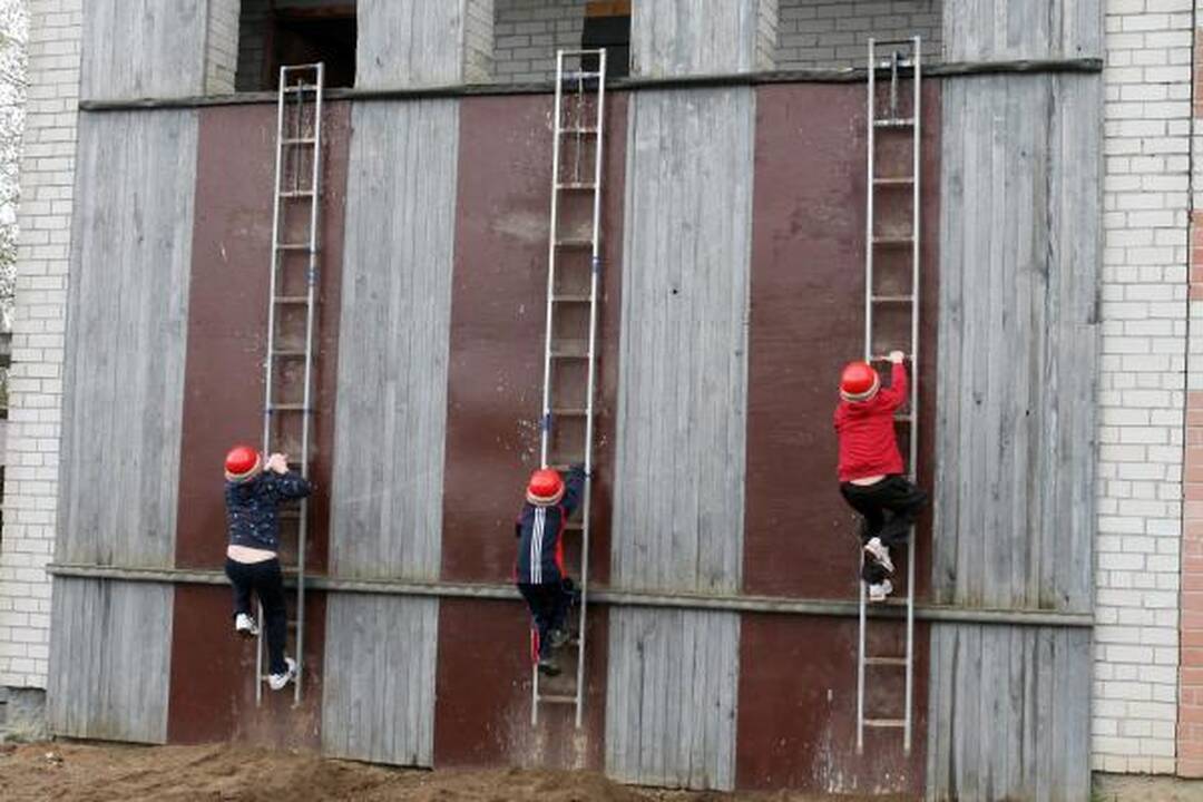 Šv. Florijono dieną Klaipėdos ugniagesiai šventė kukliai