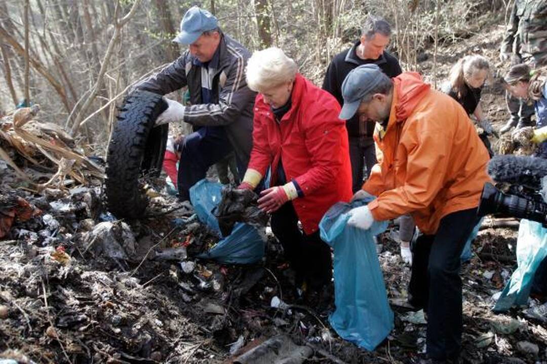 Lietuvos šiukšlynus kuopė ir D.Grybauskaitė