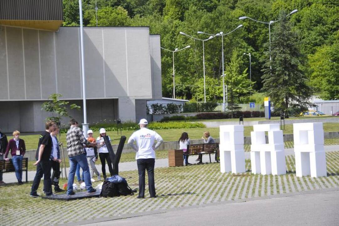Įkūrėjas: „Wikipedia“ atskleidžia ir lietuvių bei lenkų skirtumus