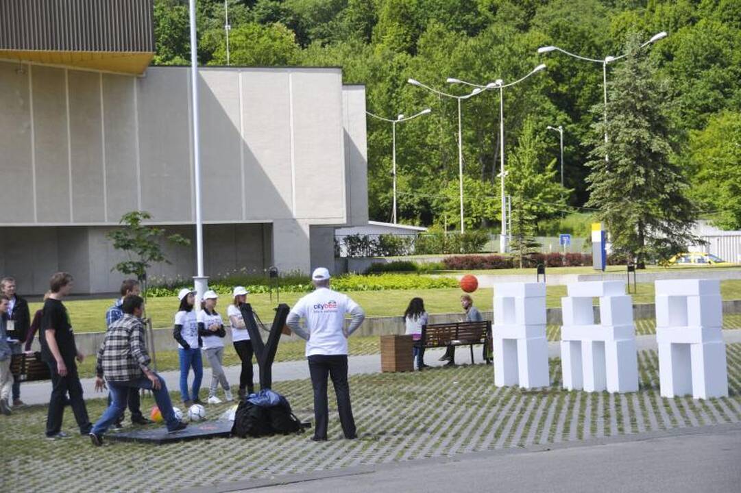 Įkūrėjas: „Wikipedia“ atskleidžia ir lietuvių bei lenkų skirtumus