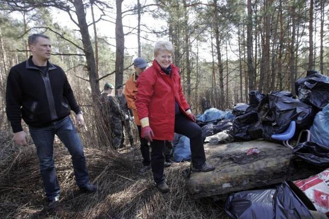 Lietuvos šiukšlynus kuopė ir D.Grybauskaitė