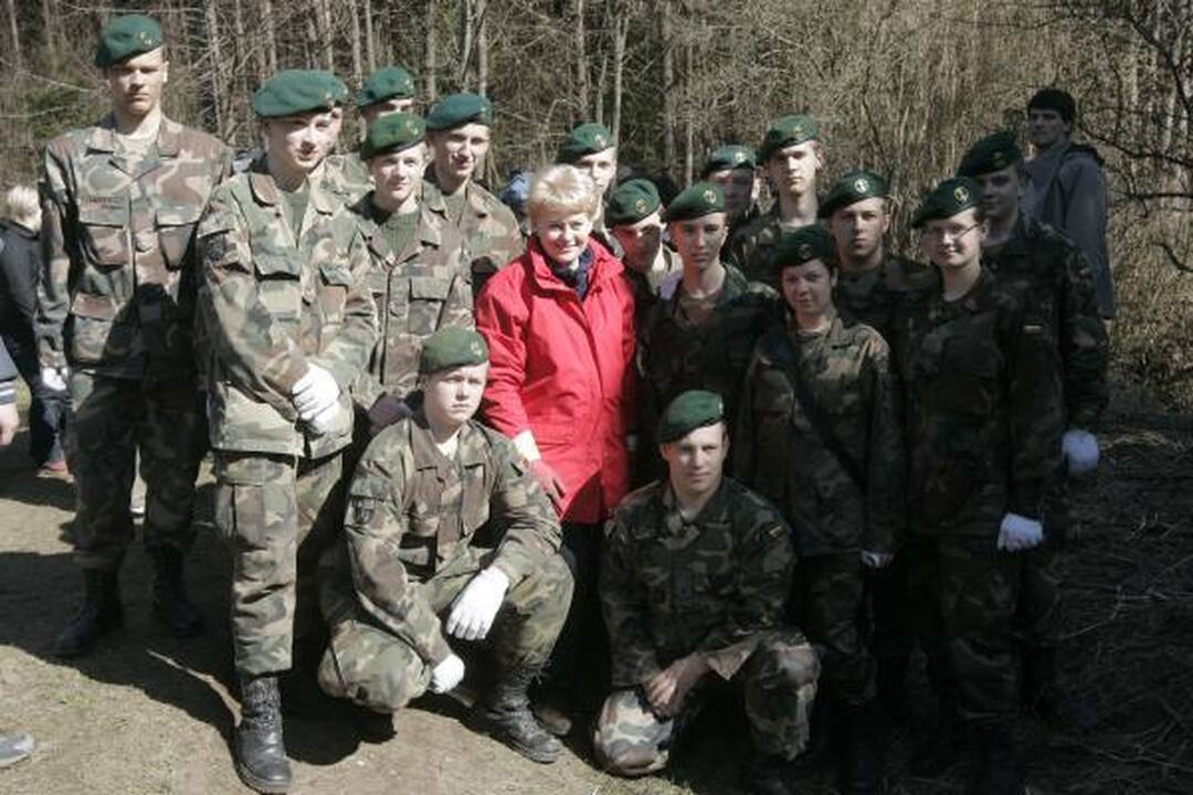 Lietuvos šiukšlynus kuopė ir D.Grybauskaitė