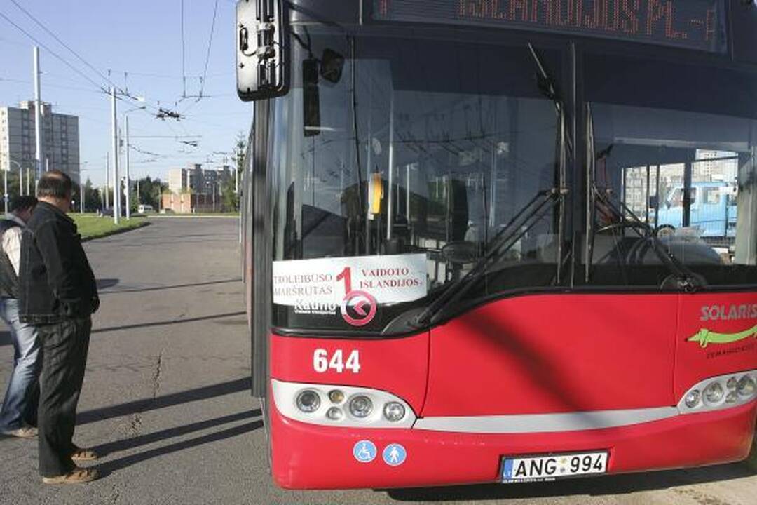 Kaune vėl streikavo dalis troleibusų vairuotojų 