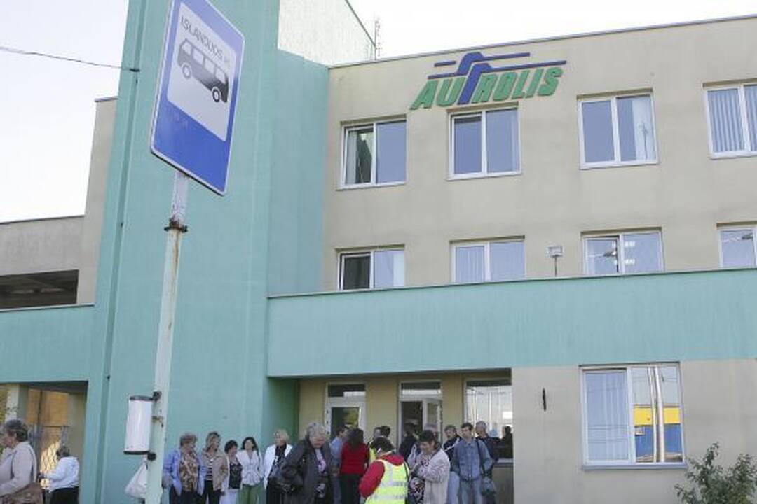 Kaune vėl streikavo dalis troleibusų vairuotojų 
