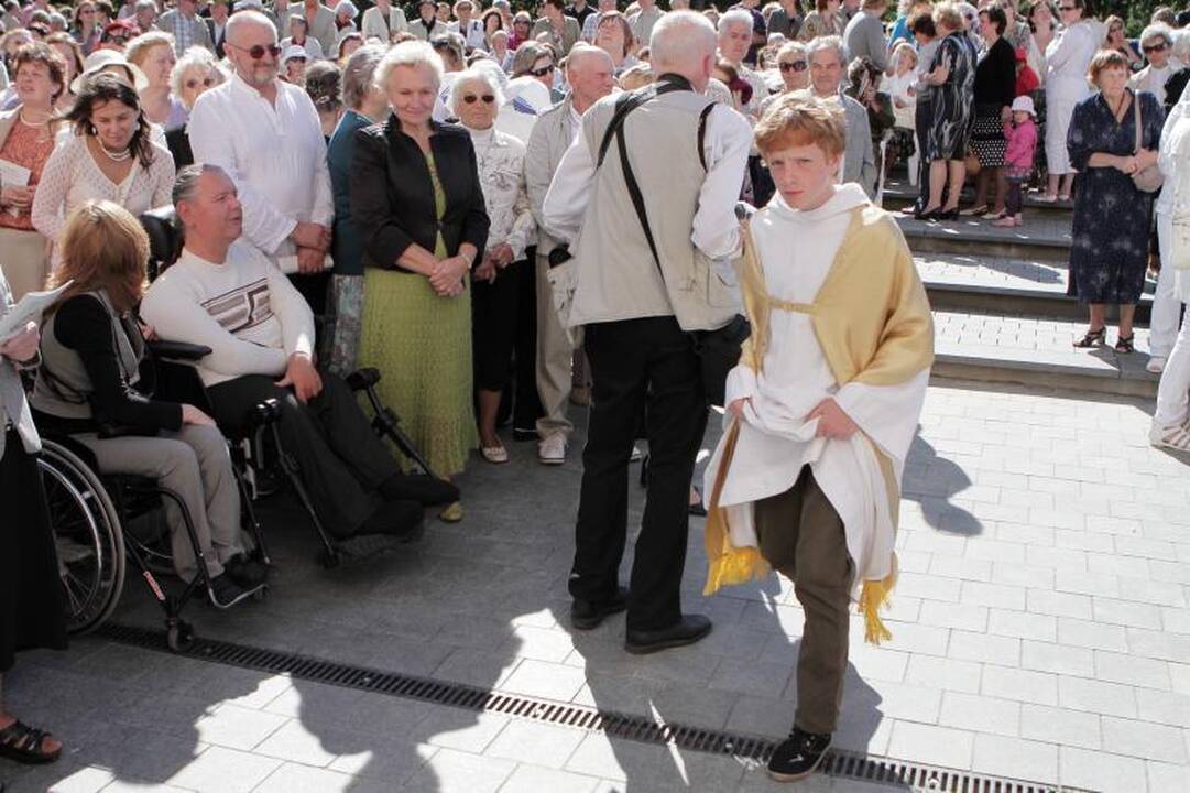Klaipėdoje vyskupas pašventino onkologijos centro bažnyčią