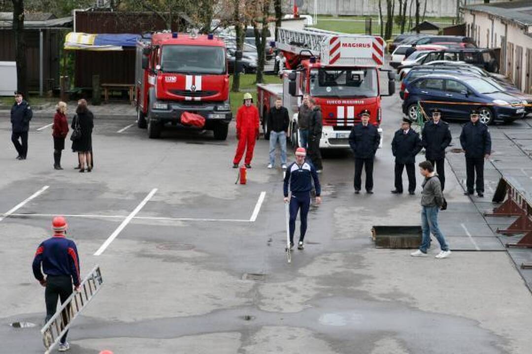 Šv. Florijono dieną Klaipėdos ugniagesiai šventė kukliai
