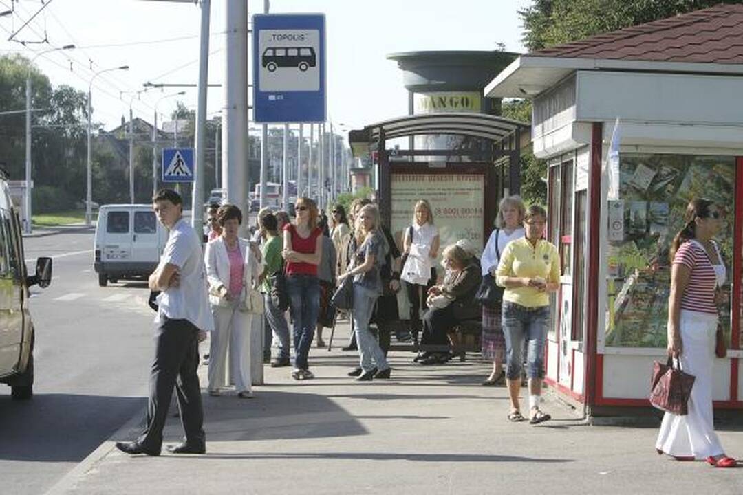 Kaune vėl streikavo dalis troleibusų vairuotojų 