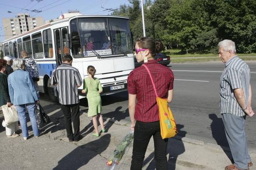 Kaune vėl streikavo dalis troleibusų vairuotojų 