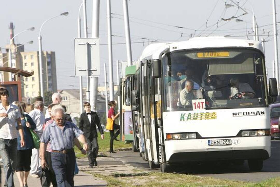 Kaune vėl streikavo dalis troleibusų vairuotojų 