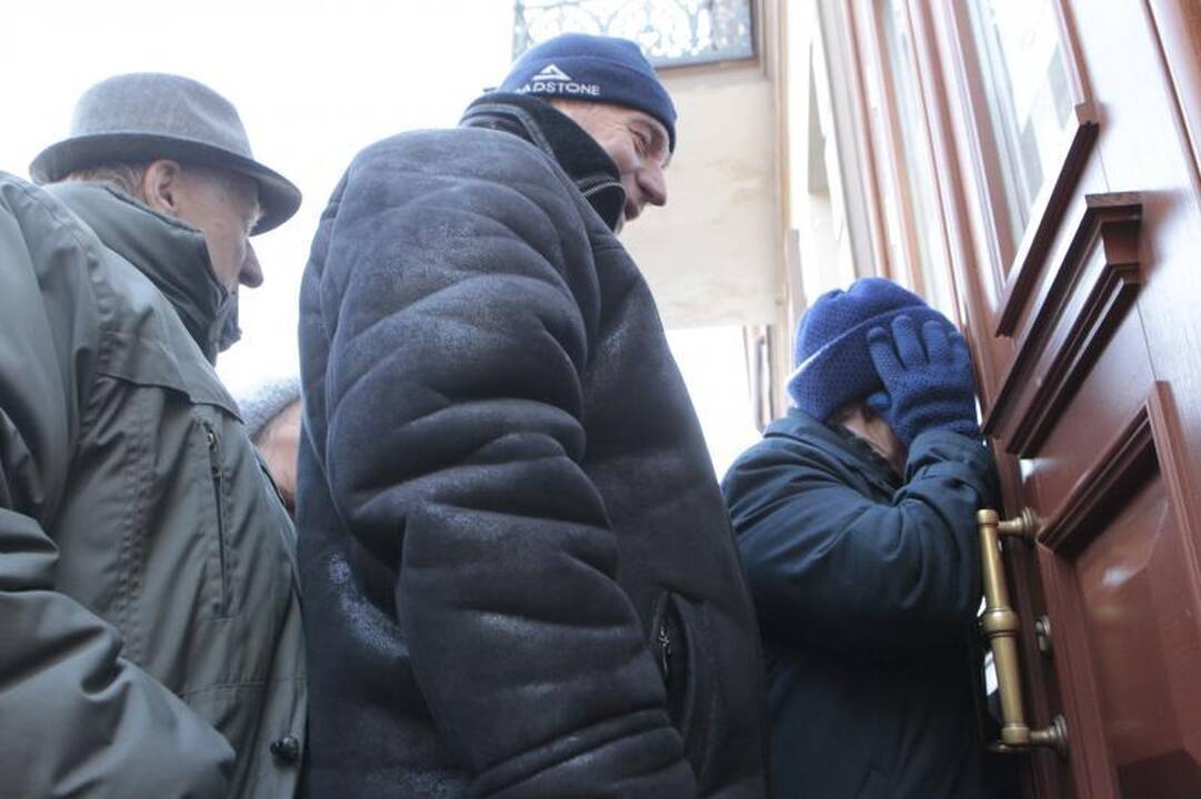 Vilniuje prie buvusio ŪB apgulties nesulaukta