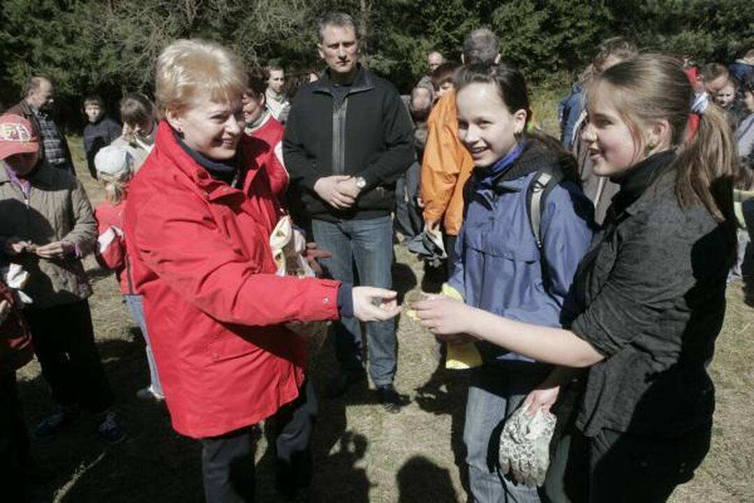 Lietuvos šiukšlynus kuopė ir D.Grybauskaitė