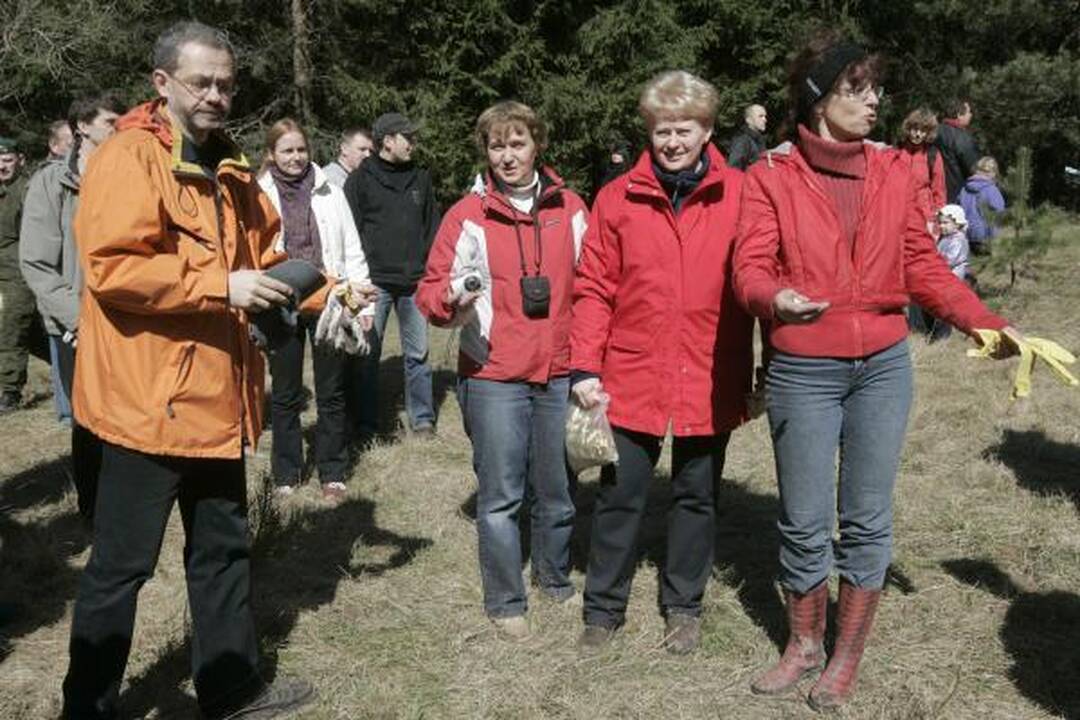Lietuvos šiukšlynus kuopė ir D.Grybauskaitė