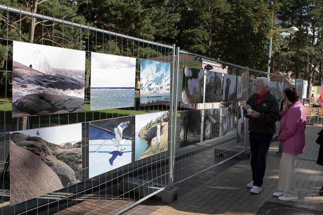 Tūkstančio stalų šventėje poilsiautojų antplūdžio nesulaukta