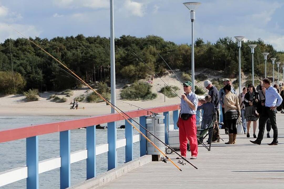 Tūkstančio stalų šventėje poilsiautojų antplūdžio nesulaukta
