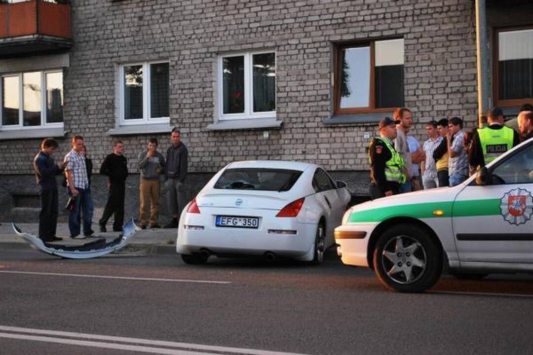 Klaipėdoje partrenktos šaligatviu einančios vokietės