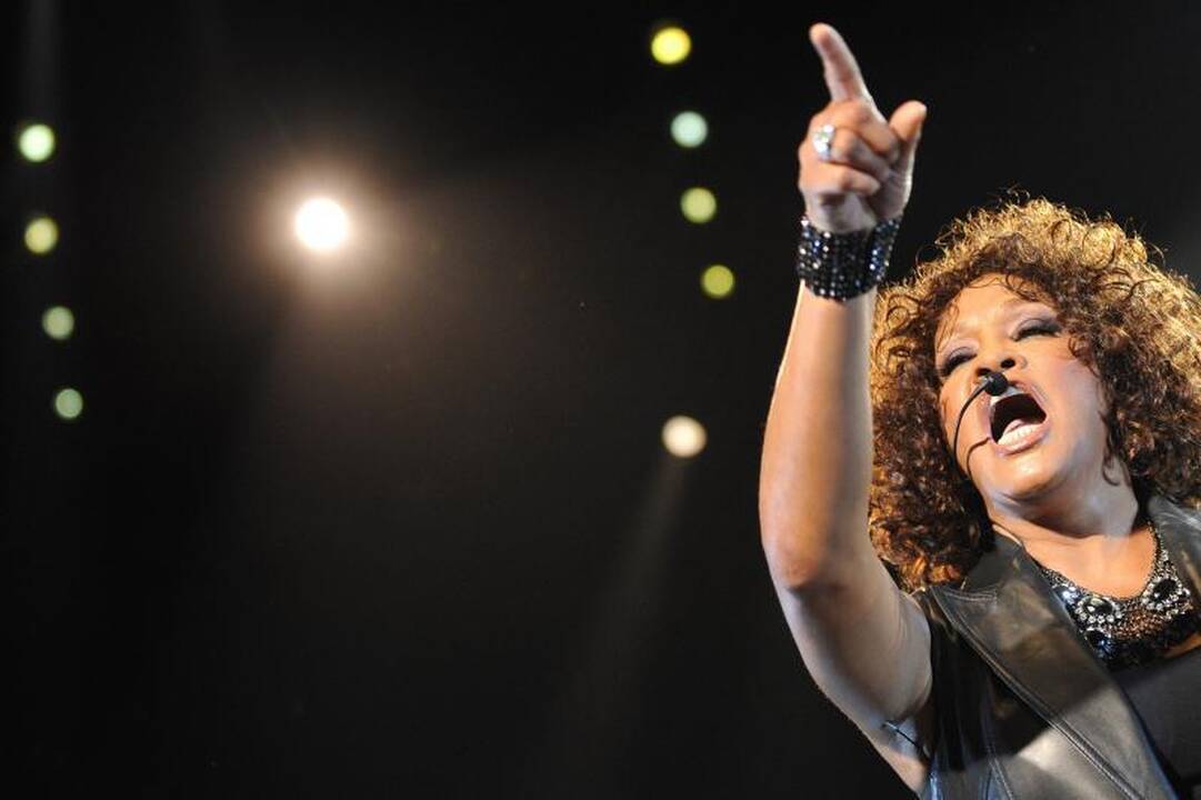 Po Whitney Houston mirties jos muzikos pardavimai išaugo