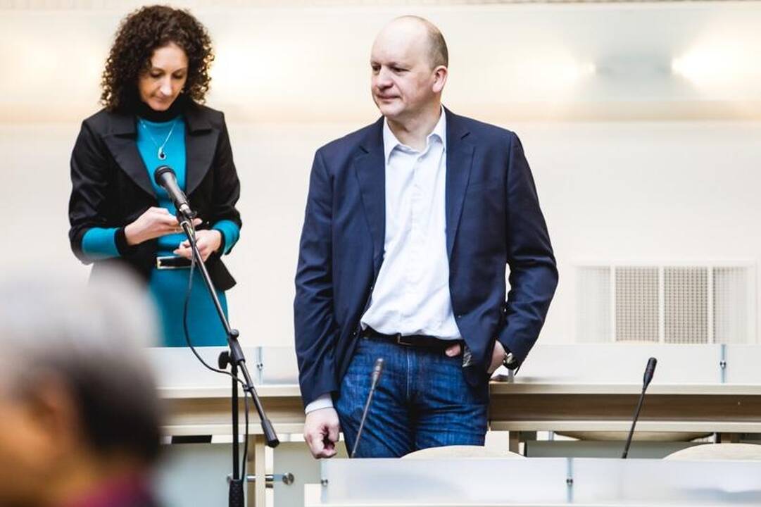 Kauno miesto taryboje prisiekė I. Matijošaitienę pakeitęs B. Želvys