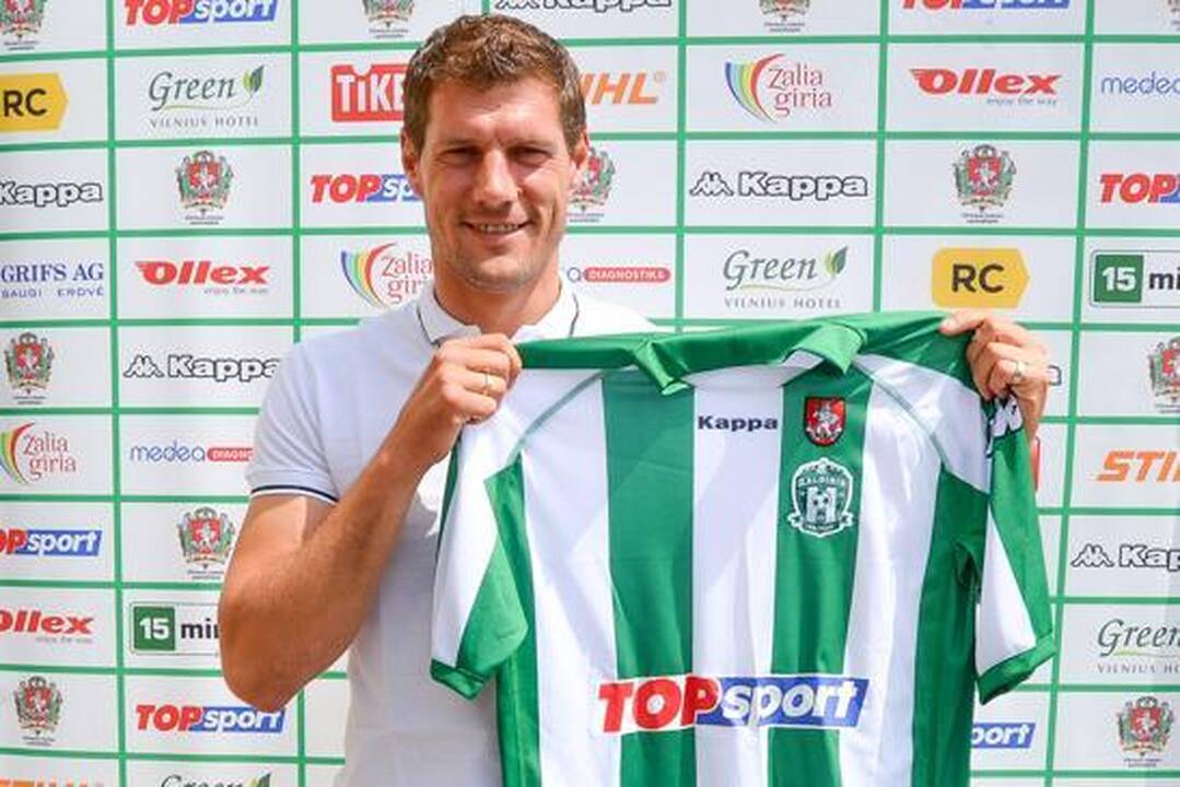 Vilniaus „Žalgiris“ sukirto rankomis su tituluotu puolėju 