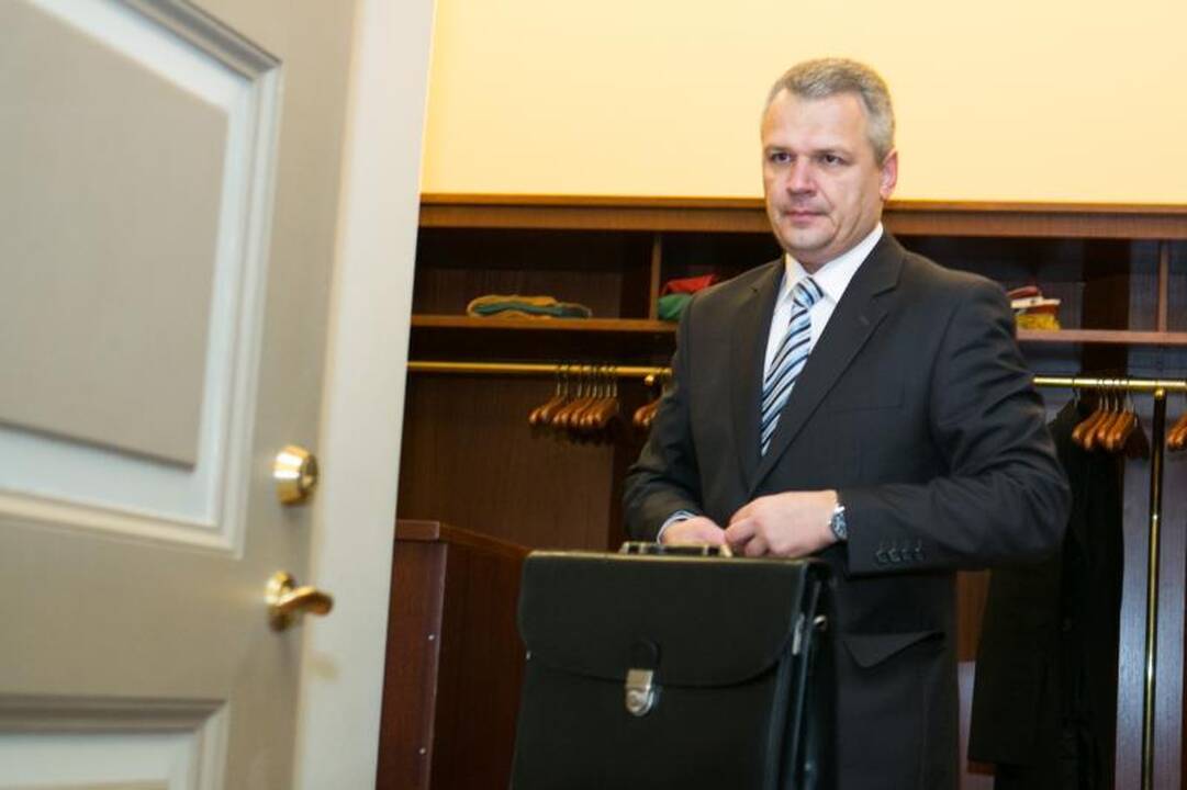 „Darbiečių“ kandidatas į žemės ūkio ministrus – nekalbus