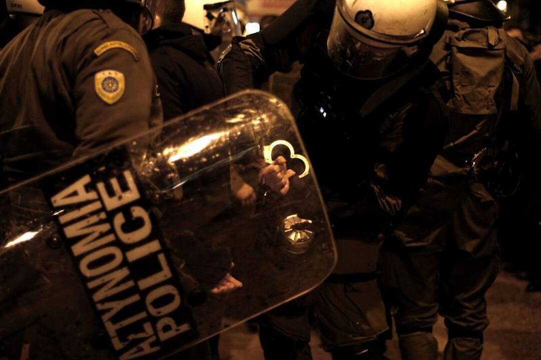 Euro zonos finansų vadovų susitikimo išvakarėse - protestai Graikijoje