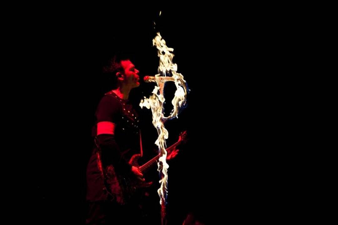 „Rammstein“ sugrįžo su dar galingesniu užtaisu 